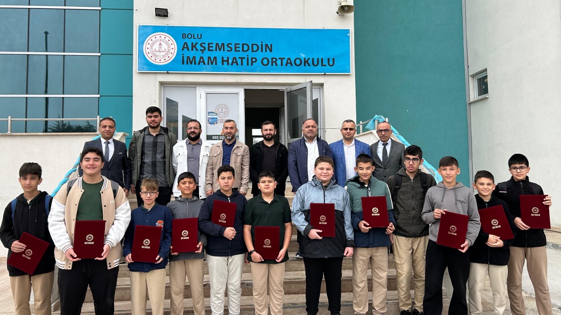 Hafızlarımız belgelerini aldı